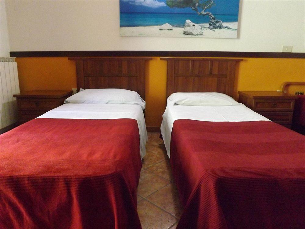 Hotel Antico Residence Roma Monterosi Exterior foto